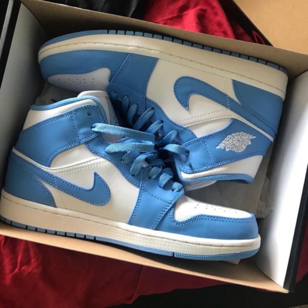 Retro size 9 Dead stock